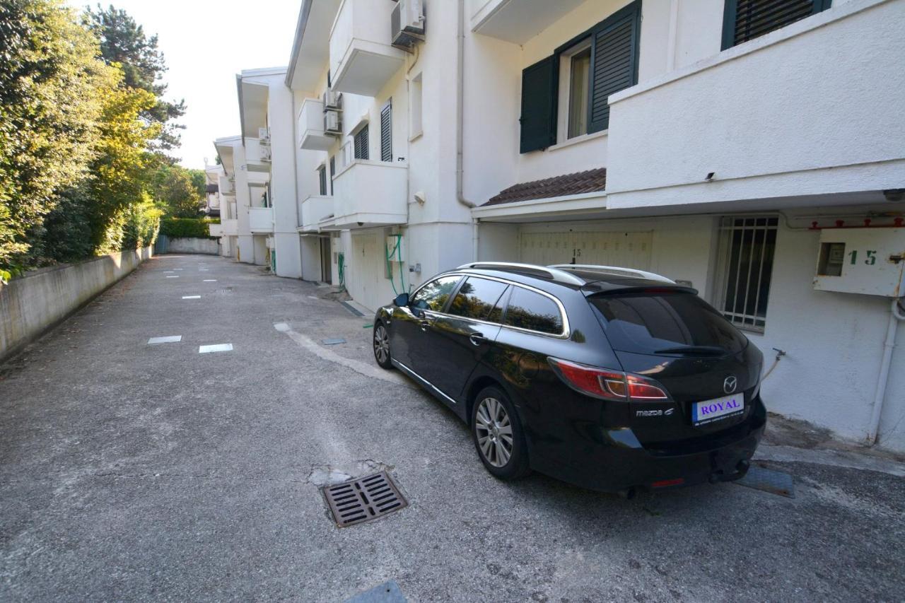 Villa A Lignano Pineta Lignano Sabbiadoro Exterior photo